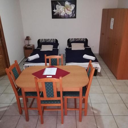 Rakoczi Panzio Otel Debrecen Dış mekan fotoğraf
