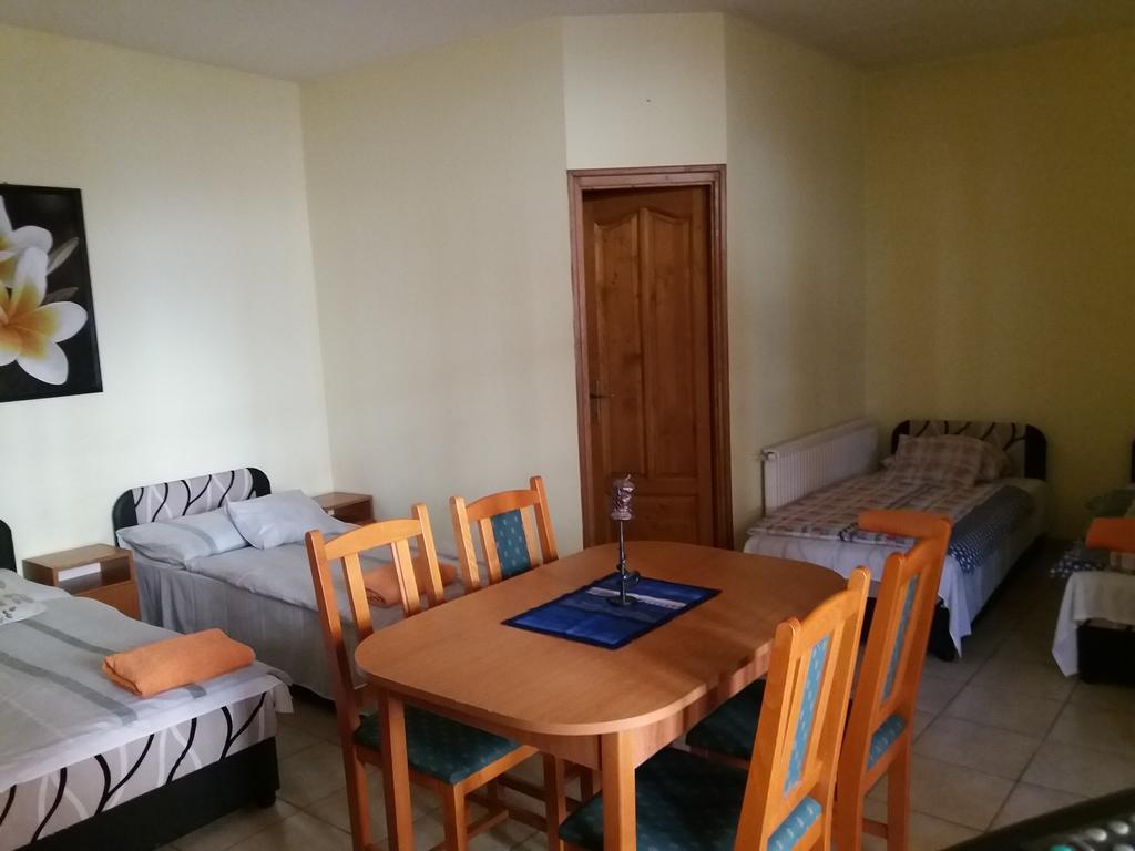 Rakoczi Panzio Otel Debrecen Dış mekan fotoğraf