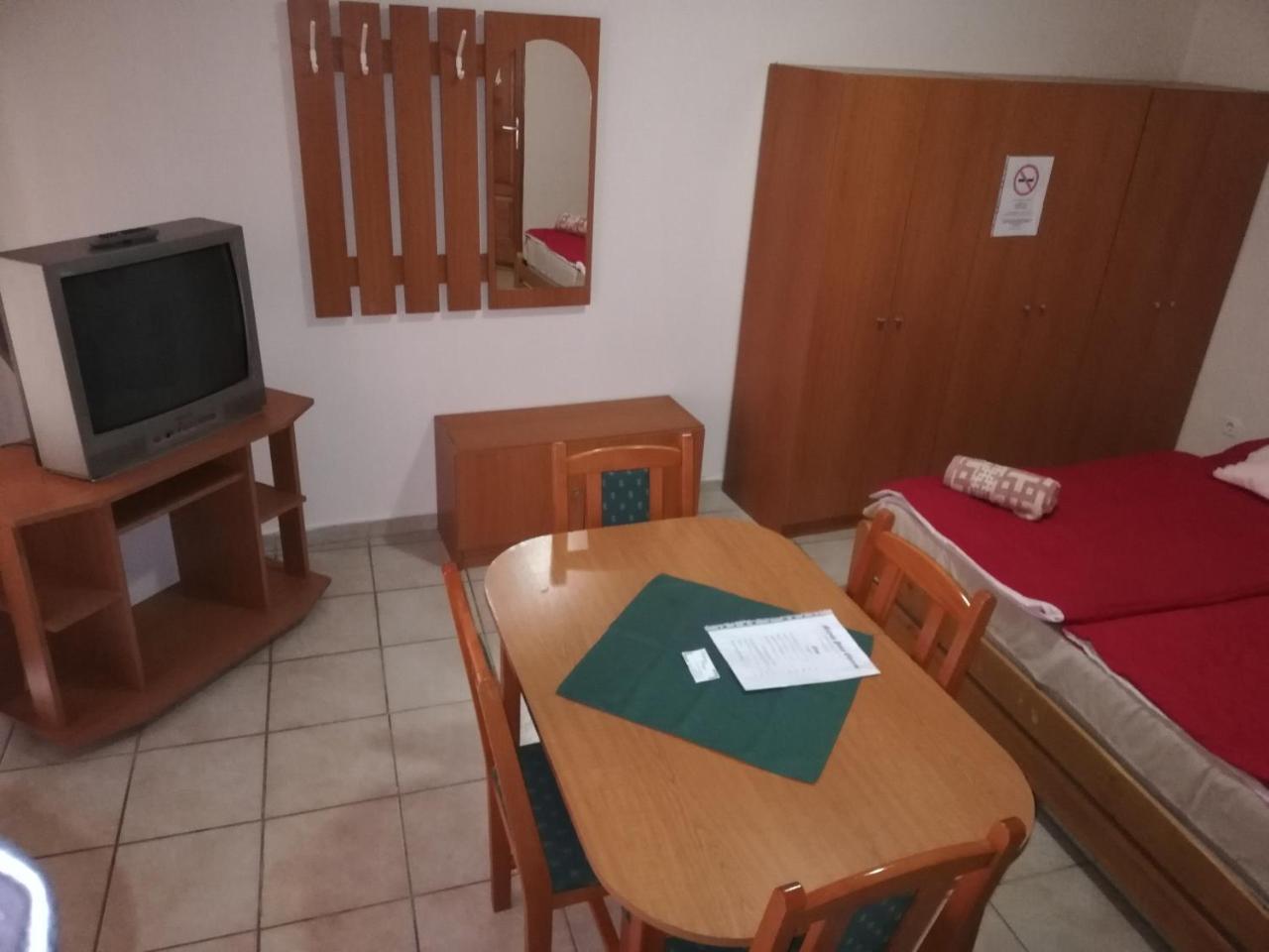 Rakoczi Panzio Otel Debrecen Dış mekan fotoğraf